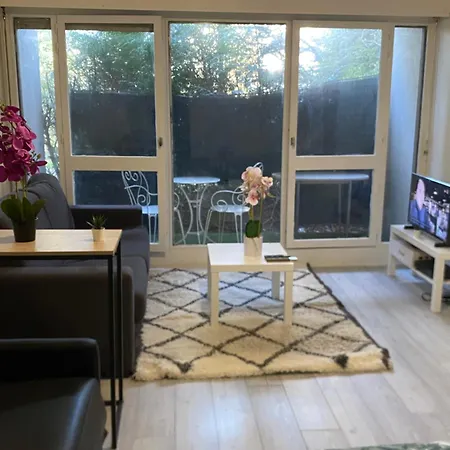 Magnifique Entier En Rdc Apartamento Les Ulis